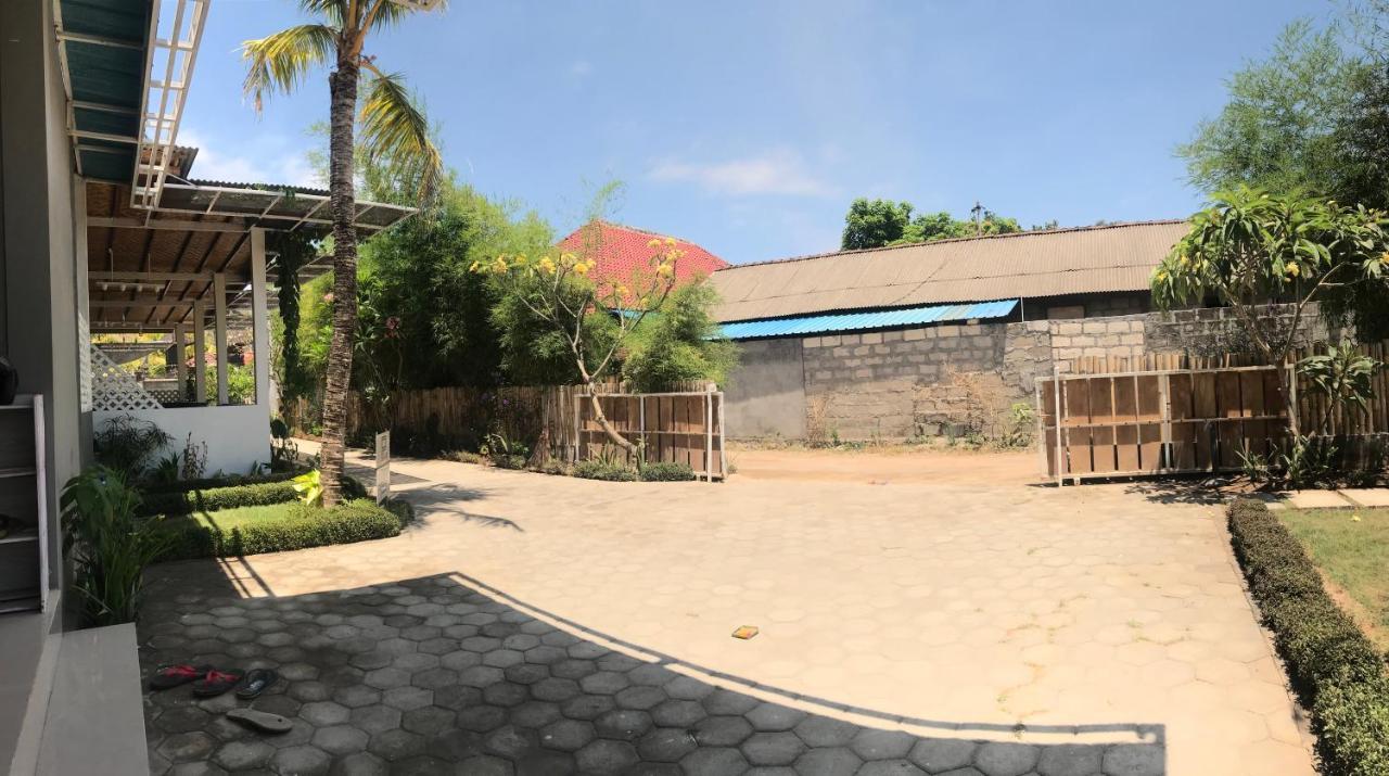 The Packerbox Hostel Batununggul Екстериор снимка